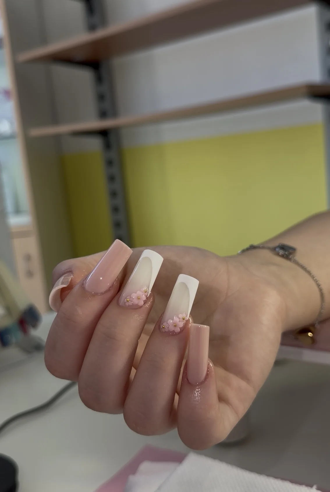 French, Nail art